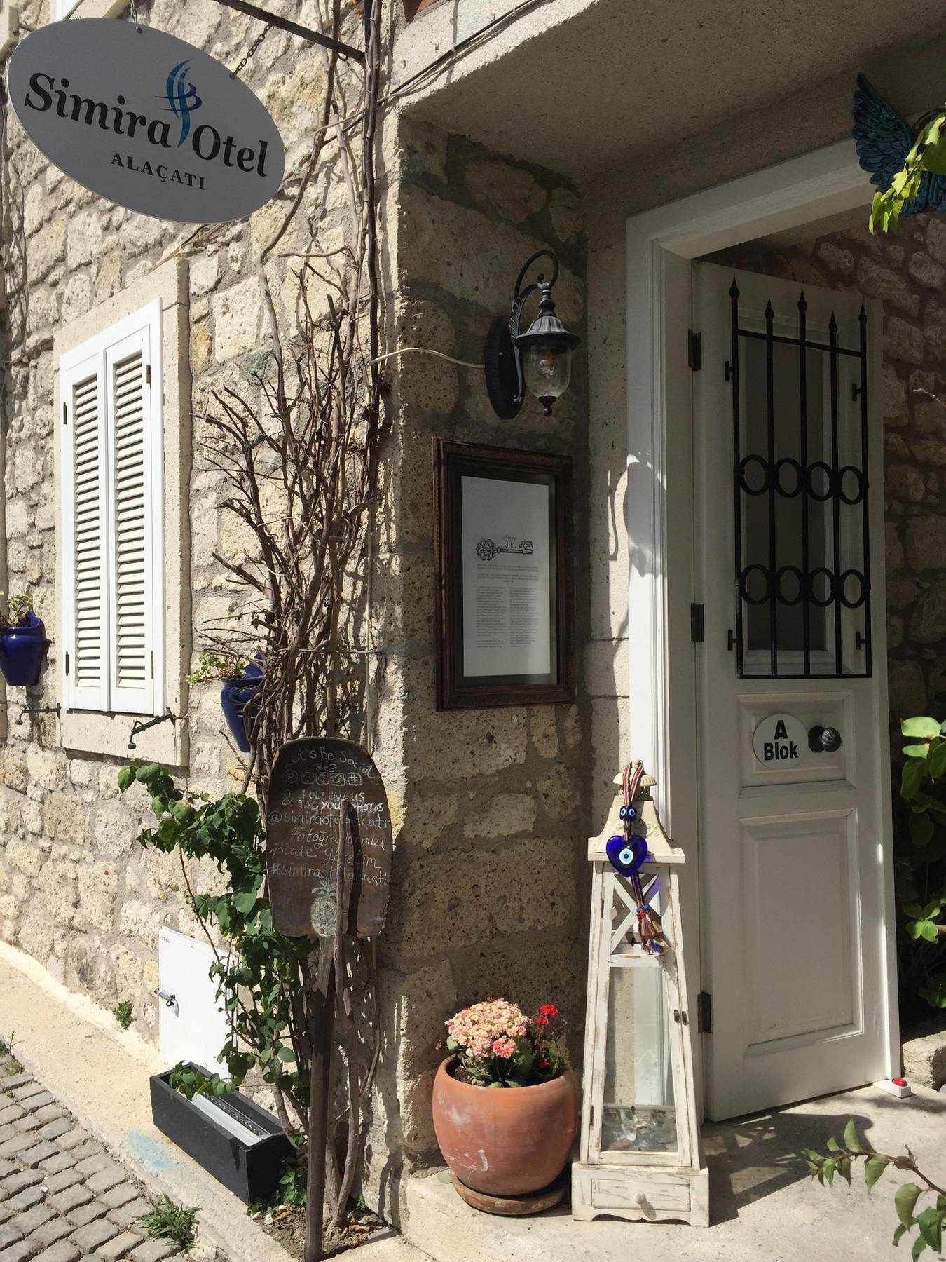 Simira Hotel Alacatı Bagian luar foto