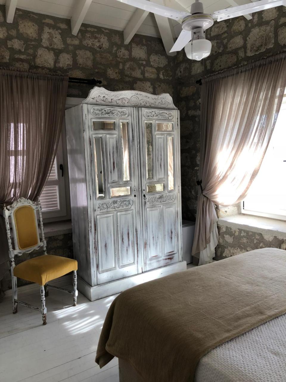 Simira Hotel Alacatı Bagian luar foto