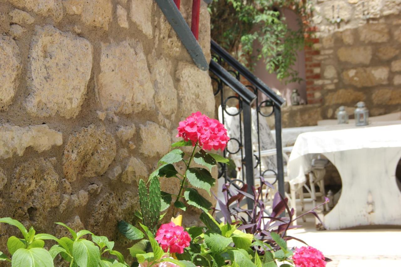 Simira Hotel Alacatı Bagian luar foto